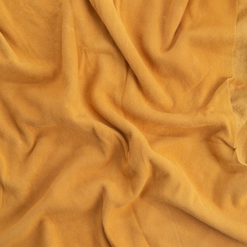 Smoke deerskin split leather lining color sample.